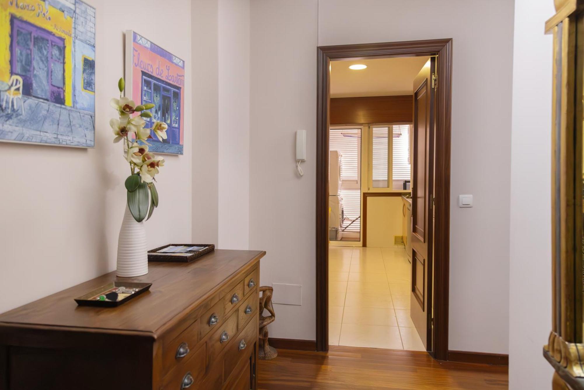 Apartamento Completo, Amplio, Muy Iluminado Y Con Plaza De Garaje Incluida. O Grove Exterior foto
