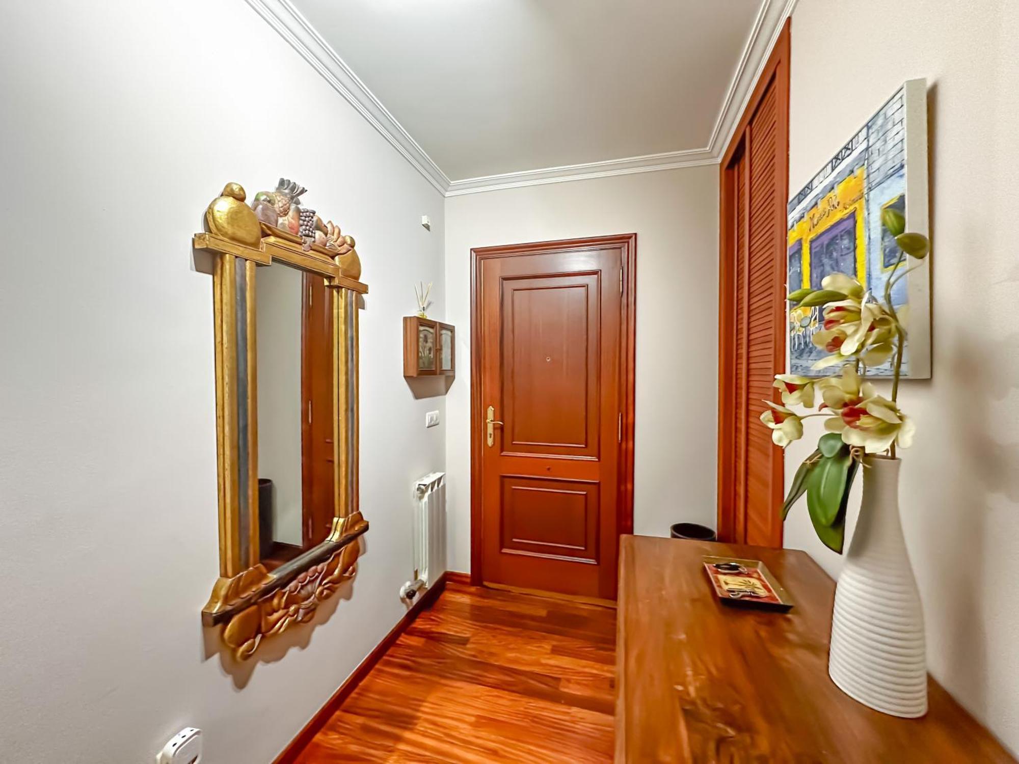 Apartamento Completo, Amplio, Muy Iluminado Y Con Plaza De Garaje Incluida. O Grove Exterior foto