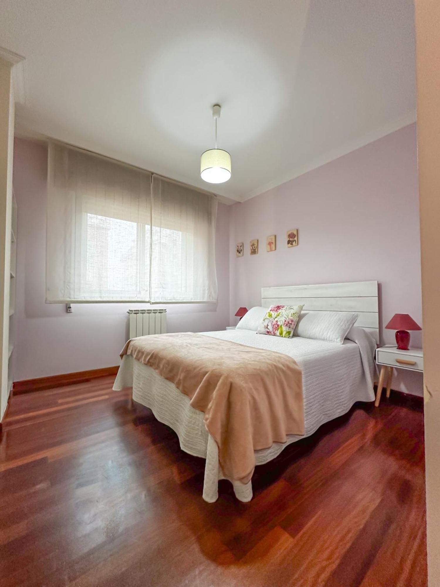 Apartamento Completo, Amplio, Muy Iluminado Y Con Plaza De Garaje Incluida. O Grove Exterior foto